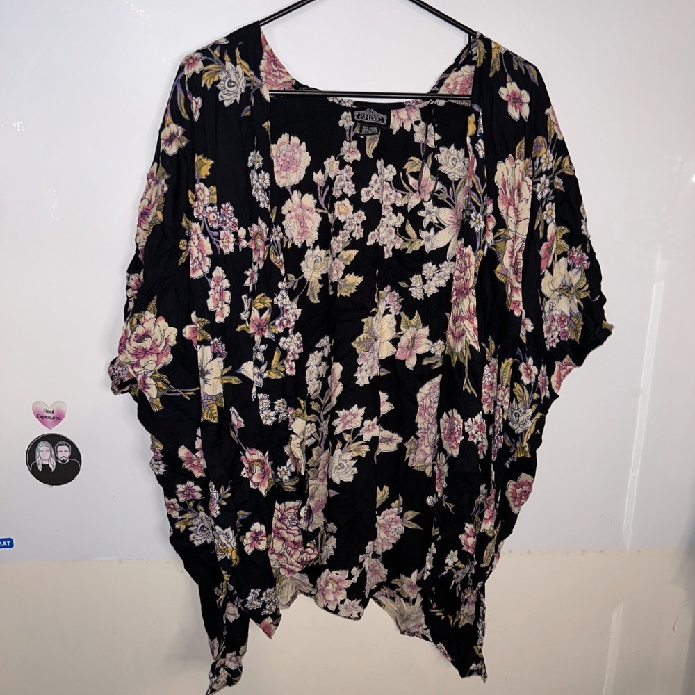 Angie‎ Floral Boho Kimono Top Size Medium
